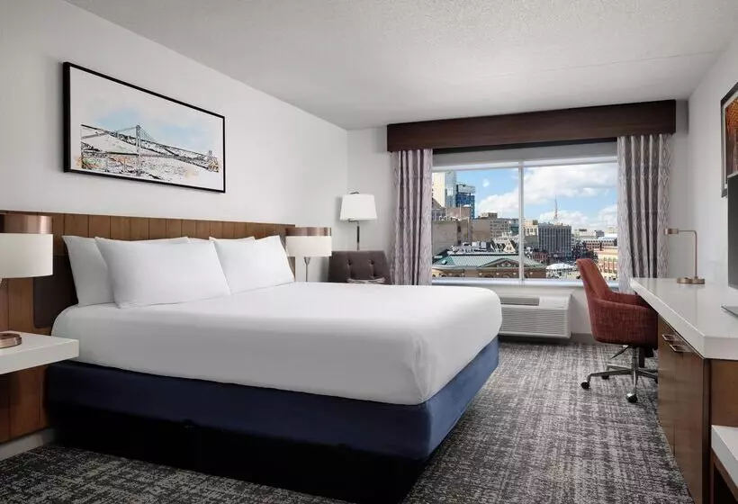 اتاق استاندارد با تخت بزرگ, Hilton Garden Inn Detroit Downtown