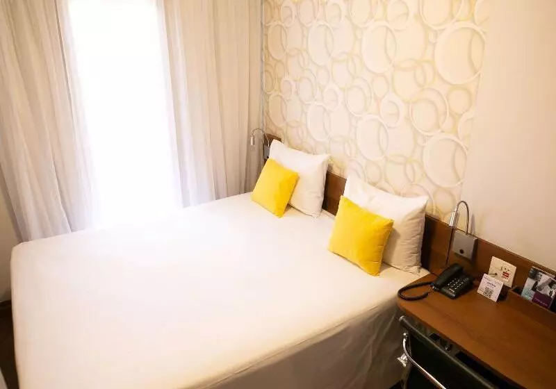 キングサイズベッドのスタンダードルーム, Hilton Garden Inn Gilroy