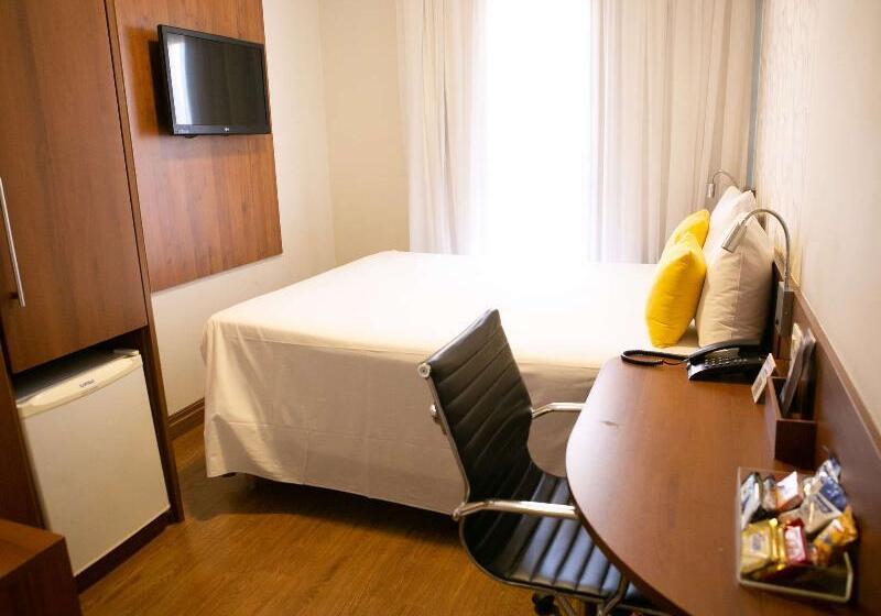 Стандартный Номер Кровать Кинг, Hilton Garden Inn Gilroy