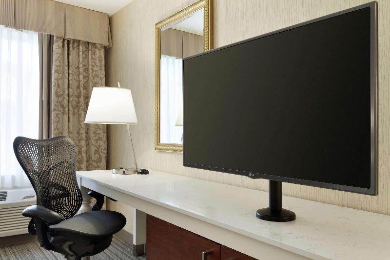 Стандартный Номер Кровать Кинг, Hilton Garden Inn Gilroy