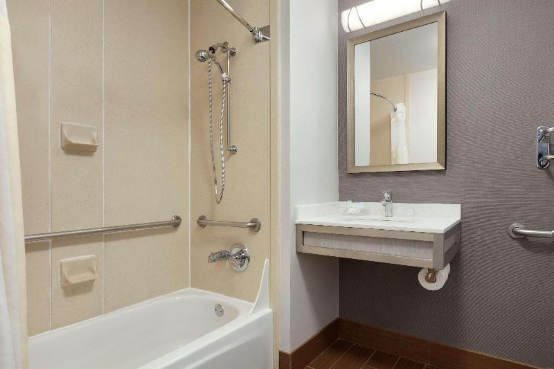 Стандартный Номер Кровать Кинг, Hilton Garden Inn Gilroy