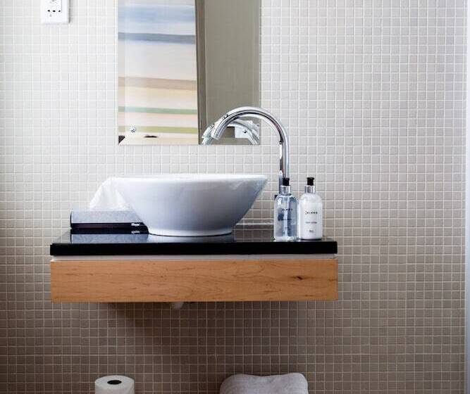 Quarto Estandar, Hippo Boutique