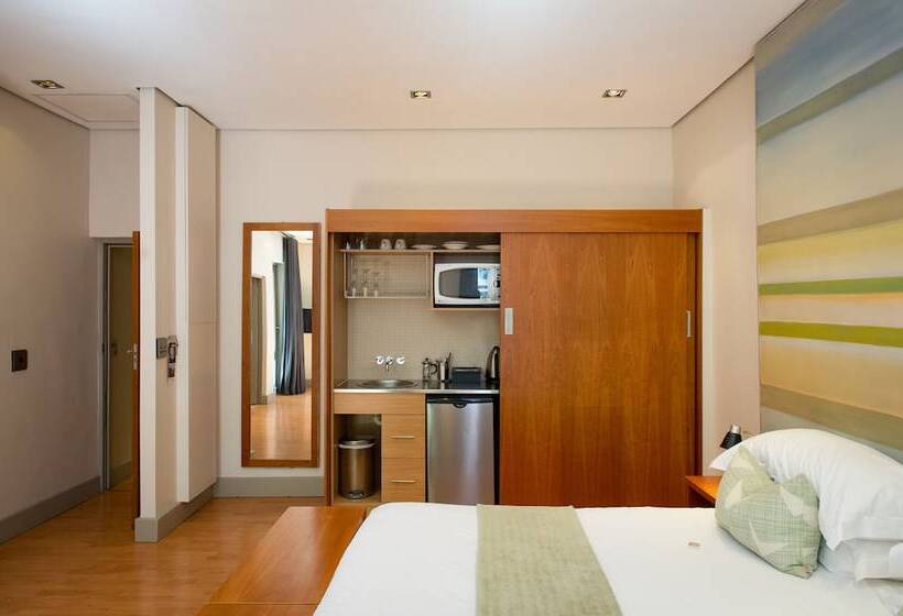 غرفة قياسية, Hippo Boutique