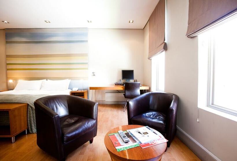 غرفة قياسية, Hippo Boutique