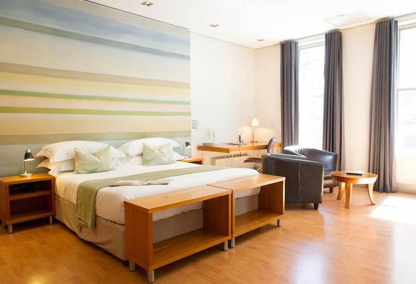 Quarto Estandar, Hippo Boutique