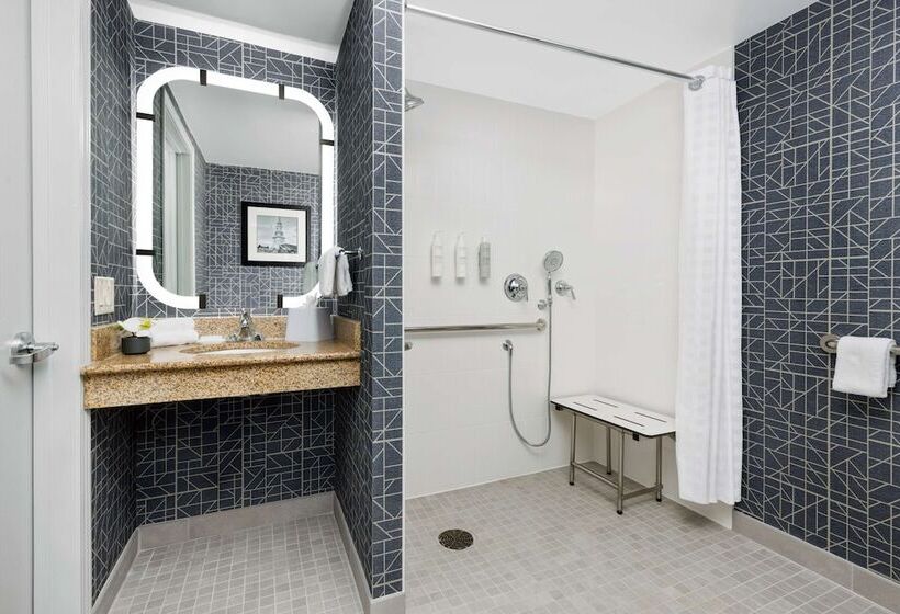 جناح لذوى الاحتياجات الخاصة, Homewood Suites By Hilton Portsmouth