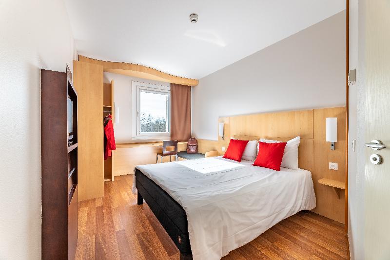 标准间带双人床, Ibis Hotel Plzeň