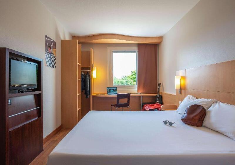 Номер Стандарт Двуспальная Кровать, Ibis Hotel Plzeň
