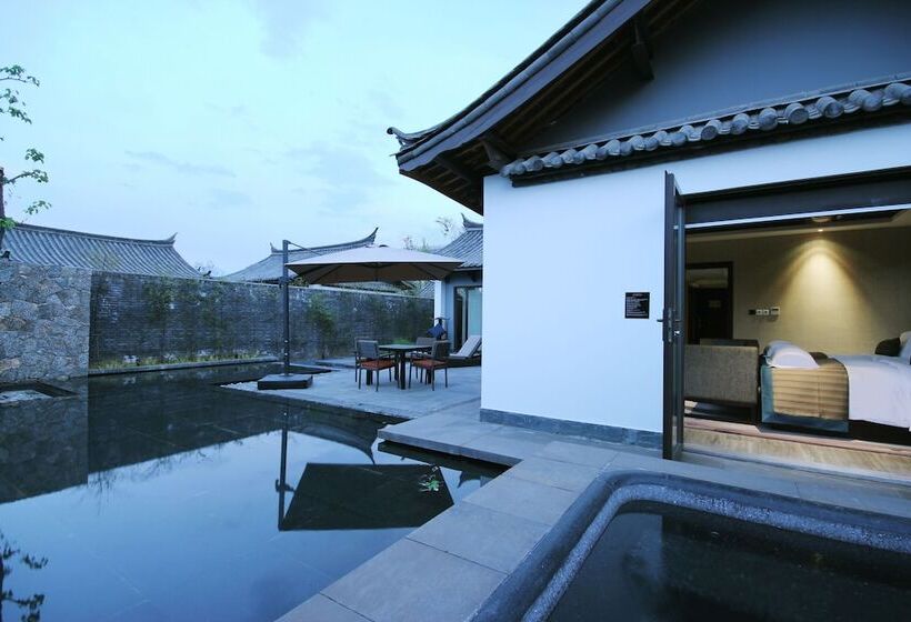 Вилла 1 Спальня, Pullman Lijiang Resort & Spa