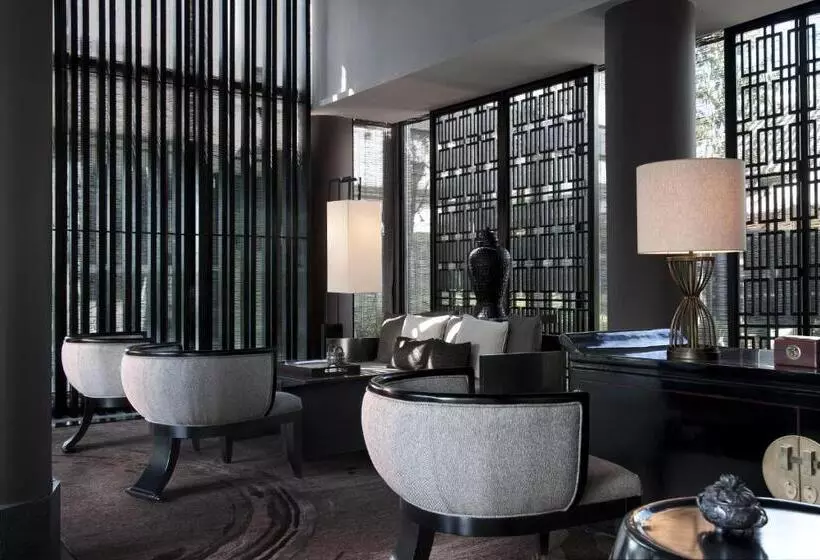 キングサイズベッドのデラックスルーム, Pullman Lijiang Resort & Spa