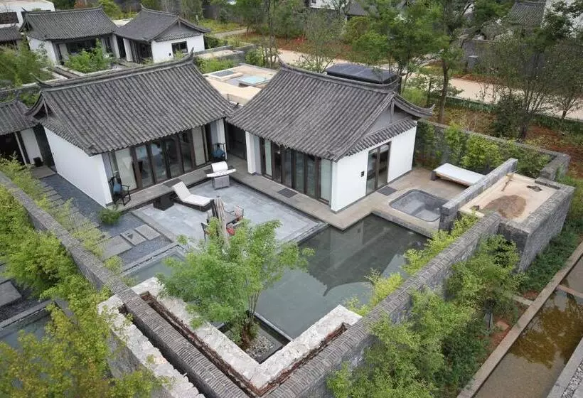 デラックスビラの１ベッドルーム, Pullman Lijiang Resort & Spa