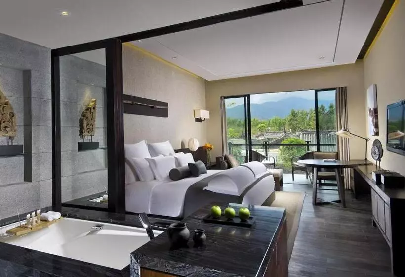バルコニー付きデラックスルーム, Pullman Lijiang Resort & Spa