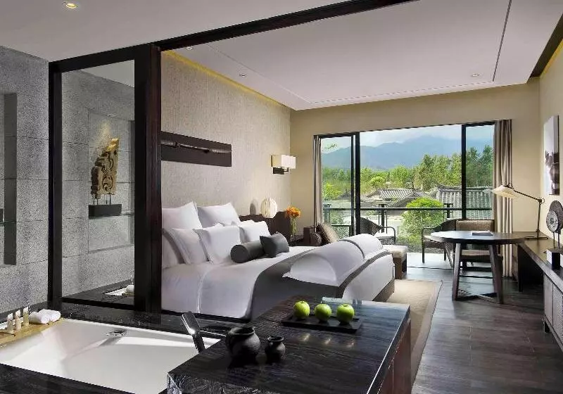 デラックスルーム, Pullman Lijiang Resort & Spa