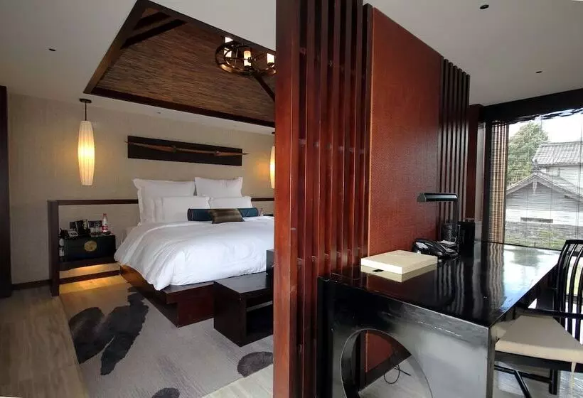 ２ベッドルームのデラックスビラ, Pullman Lijiang Resort & Spa