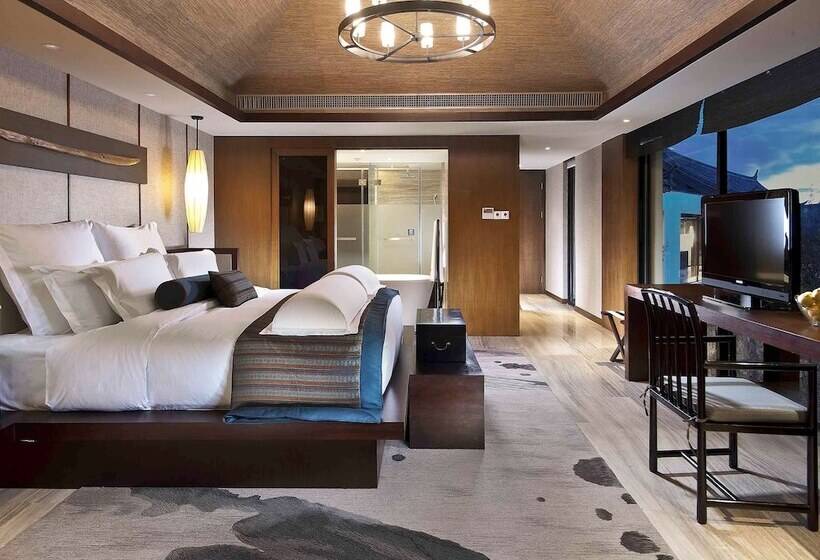 Vivenda Deluxe 3 Quartos, Pullman Lijiang Resort & Spa