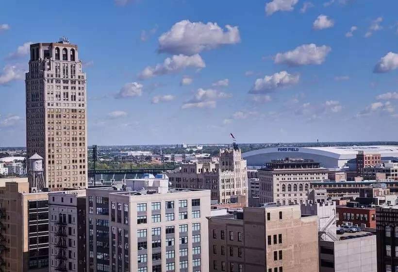 Premium Room City View, The Westin Book Cadillac Detroit