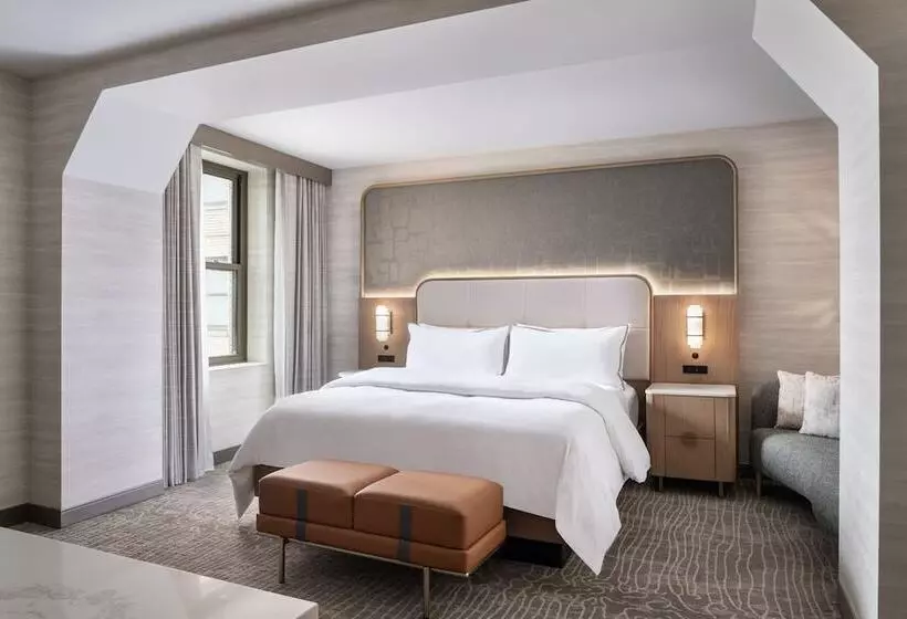 اتاق کلاب, The Westin Book Cadillac Detroit