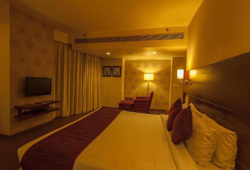 غرفة ملكية, Vesta International