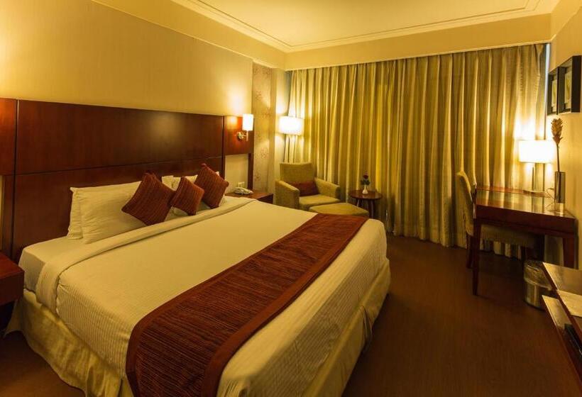 غرفة تنفيذية, Vesta International