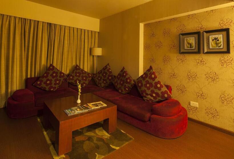 جناح, Vesta International