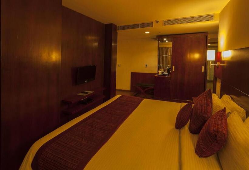 جناح, Vesta International