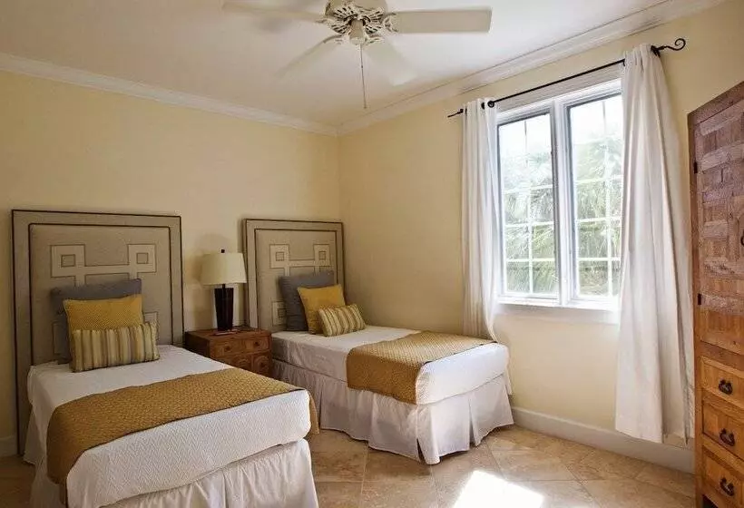 ویلا دلوکس 3 خوابه, Villa Renaissance