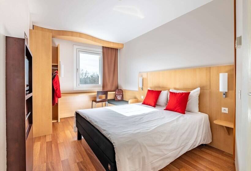 Номер Стандарт Двуспальная Кровать, Ibis Hotel Plzeň