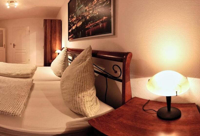 חדר סטנדרט, Balthasar Neumann Speiserei & Gästehaus   Zentrum Brühl