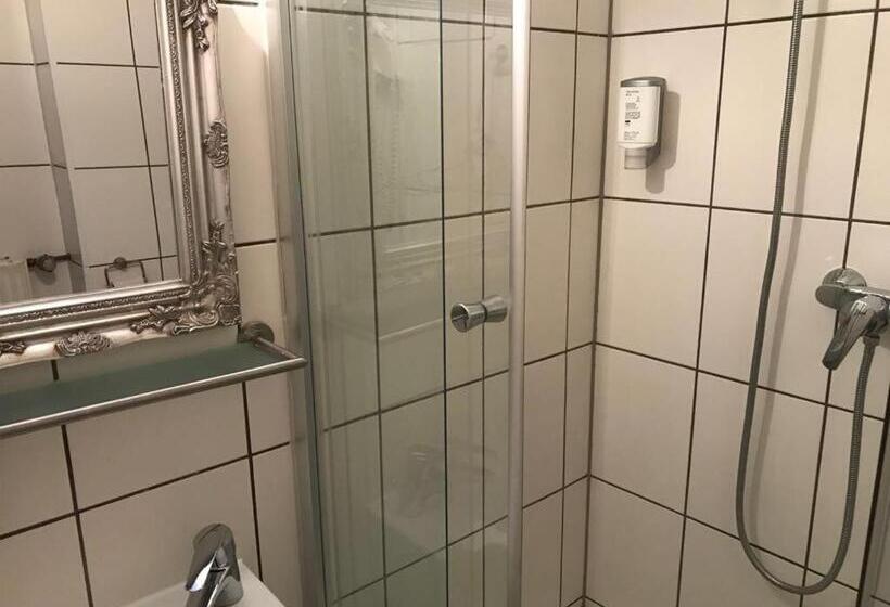 חדר משפחתי, Balthasar Neumann Speiserei & Gästehaus   Zentrum Brühl