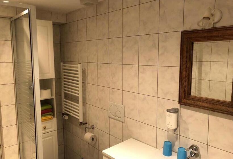 חדר סטנדרט, Balthasar Neumann Speiserei & Gästehaus   Zentrum Brühl