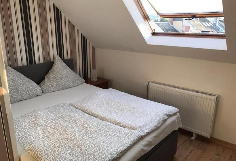 חדר סטנדרט, Balthasar Neumann Speiserei & Gästehaus   Zentrum Brühl