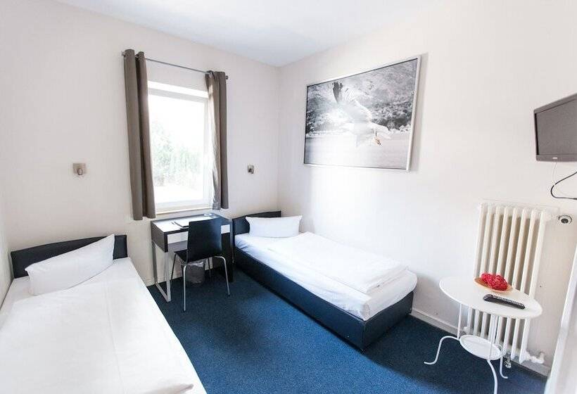 带共用浴室的标准房间, Arcade Hotel & Hostel Hamburg