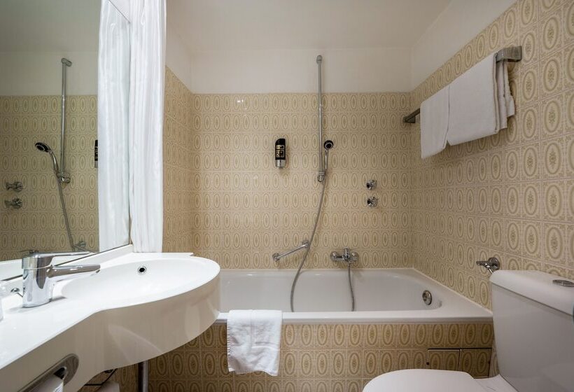 اتاق استاندارد, Arosa Dusseldorf Oberkassel