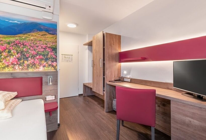 Quarto Estandar Individual, Arosa Dusseldorf Oberkassel