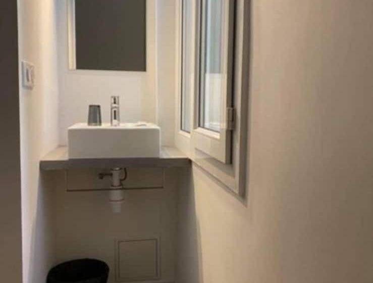 חדר סטנדרט, Chanteclair