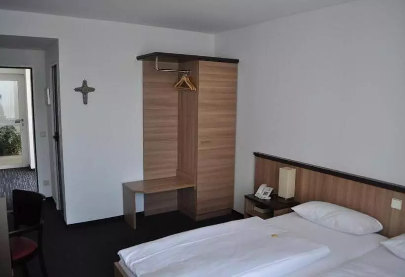 スタンダードシングルルーム, Christkönigshaus