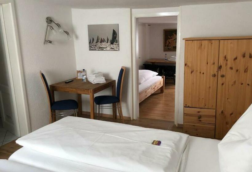 スタンダード4人部屋, Gasthof Inselgraben Garni