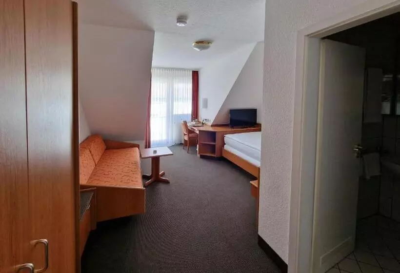 Economy Yhden Hengen Huone, Gerberhof