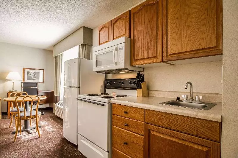 Sviitti King-vuode, Hampton Inn & Suites Lincoln   Northeast I 80
