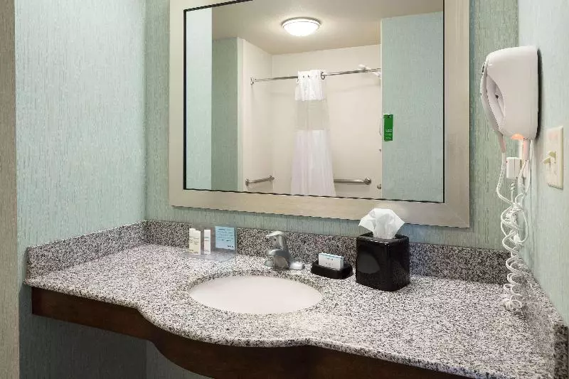 Standard-huone King-vuode, Hampton Inn & Suites Lincoln   Northeast I 80