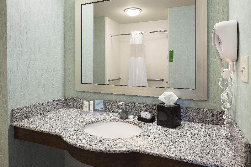 Стандартный Номер Кровать Кинг, Hampton Inn & Suites Lincoln Northeast I 80