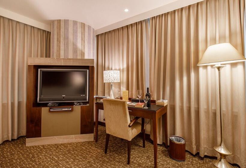 Deluxe-sviitti, Hd Palace