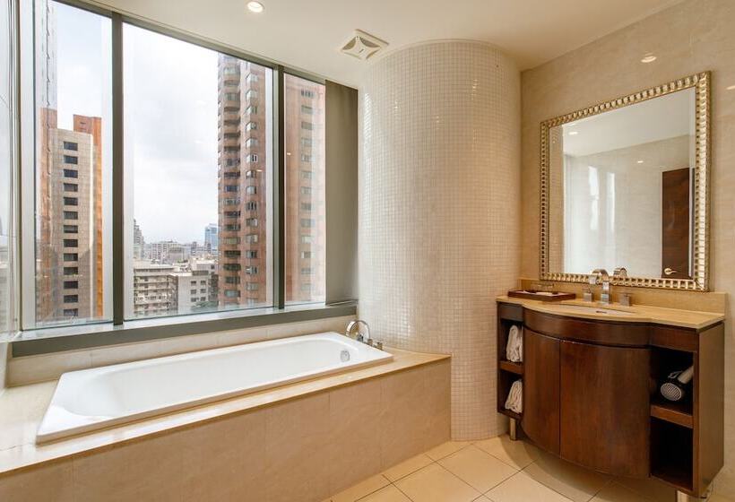 Deluxe-sviitti, Hd Palace