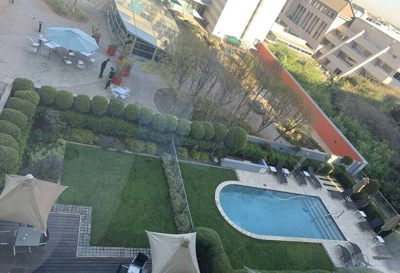 اتاق استاندارد, Holiday Inn Johannesburg Rosebank, An Ihg