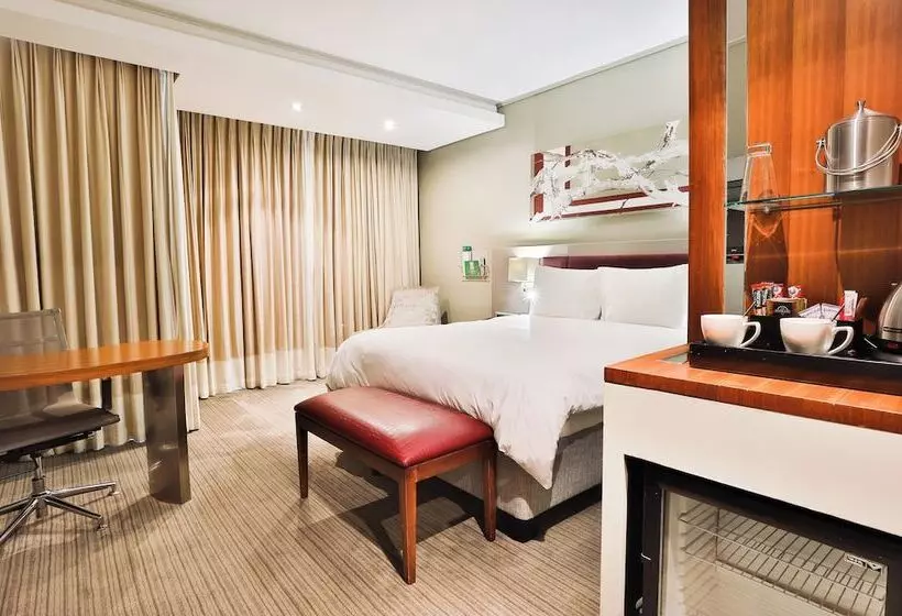 اتاق استاندارد, Holiday Inn Johannesburg Rosebank, An Ihg