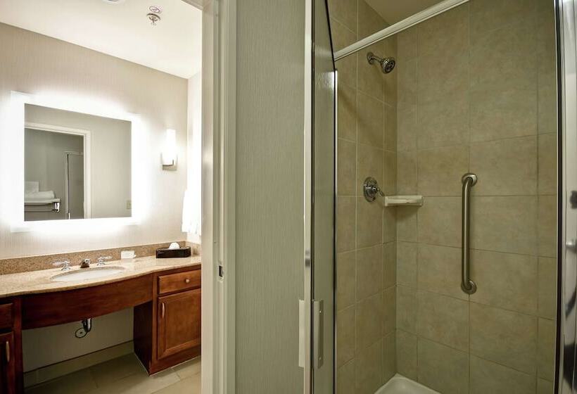 Люкс Кровать Кинг, Homewood Suites By Hilton Cincinnatimilford