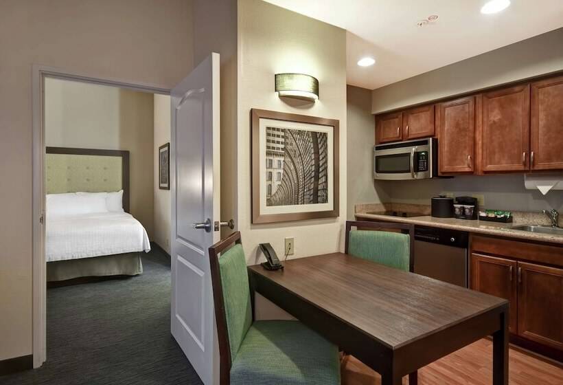 스위트 킹사이즈 침대, Homewood Suites By Hilton Cincinnatimilford