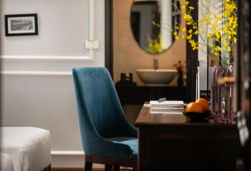 Utcára Néző Deluxe Szoba, Maya Boutique Hotel & Spa