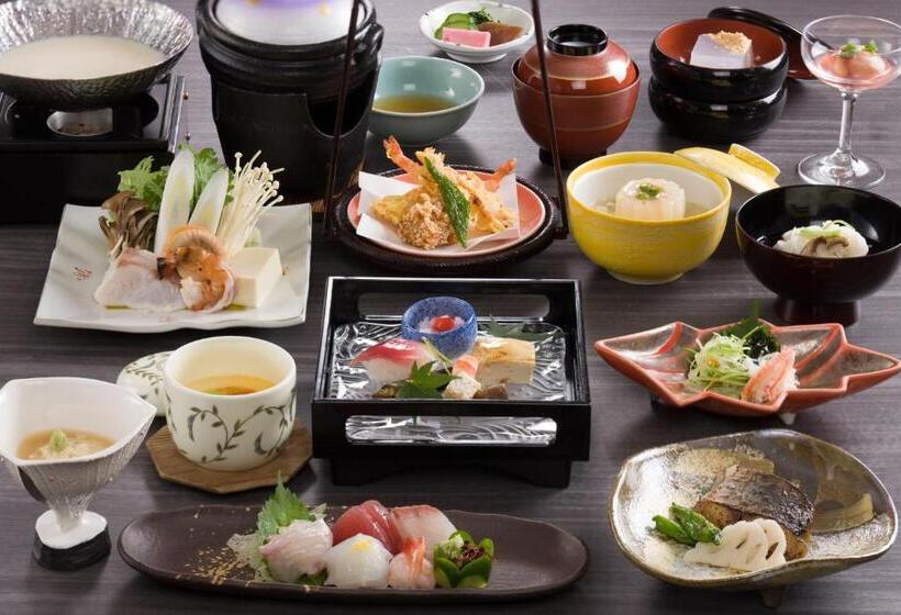 패밀리 룸, Mikasa