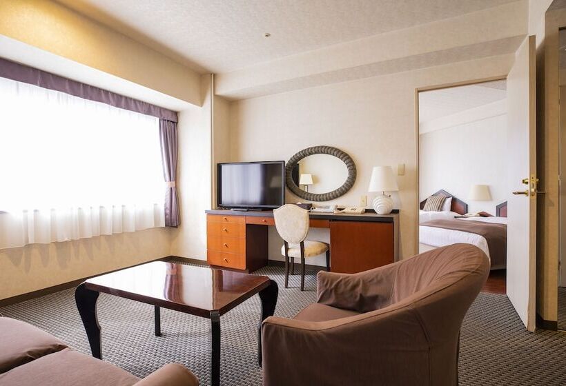 Quarto Deluxe, Otaru Asari Classe